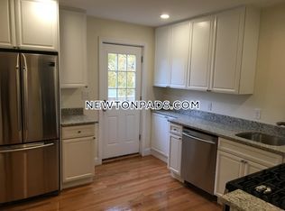 2 Mechanic St #2AR, Newton, MA 02464