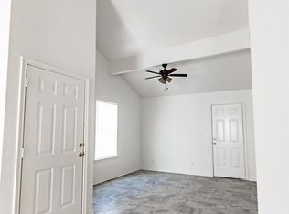 7049 Minor Rd, Cresson, TX 76035