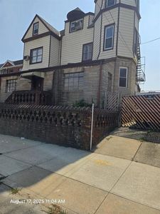 137 Bay 11th St, Brooklyn, NY, 11228