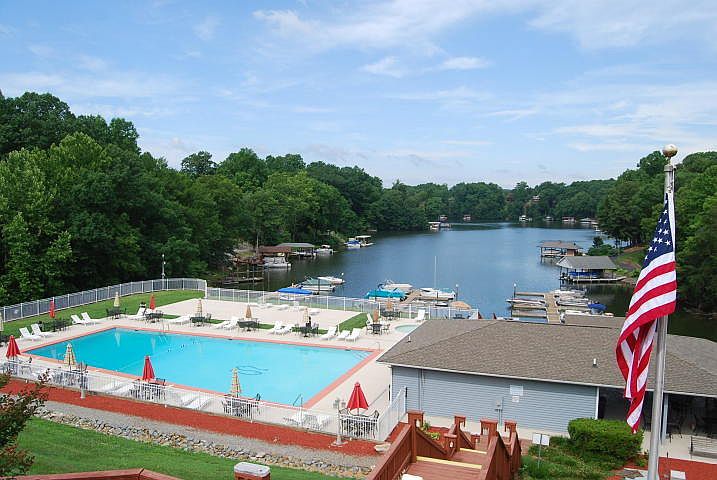 1st image of 1085 Bluewater Dr #216