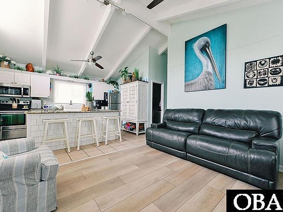 5th image of 706 W 3rd St Lot 18