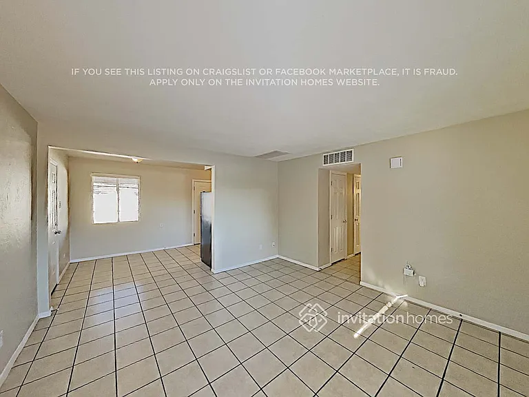 4422 S Park Dr — Photo 5