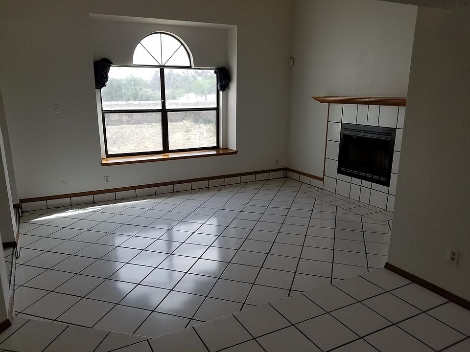 1st image of 4600 Loma Grande Dr