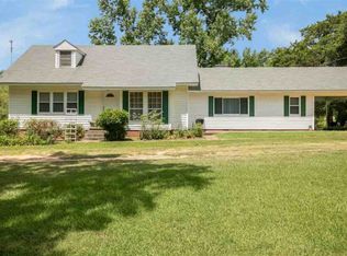 3109 County Line Rd, Crystal Springs, MS 39059