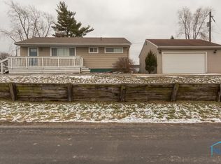 1402 Oakmont St, Toledo, OH 43605