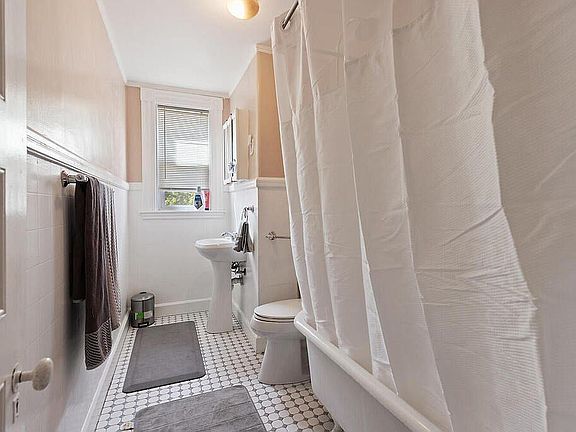 2nd image of 56 Waverly St #1