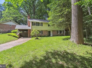 11924 Stonewood Ln, Rockville, MD 20852