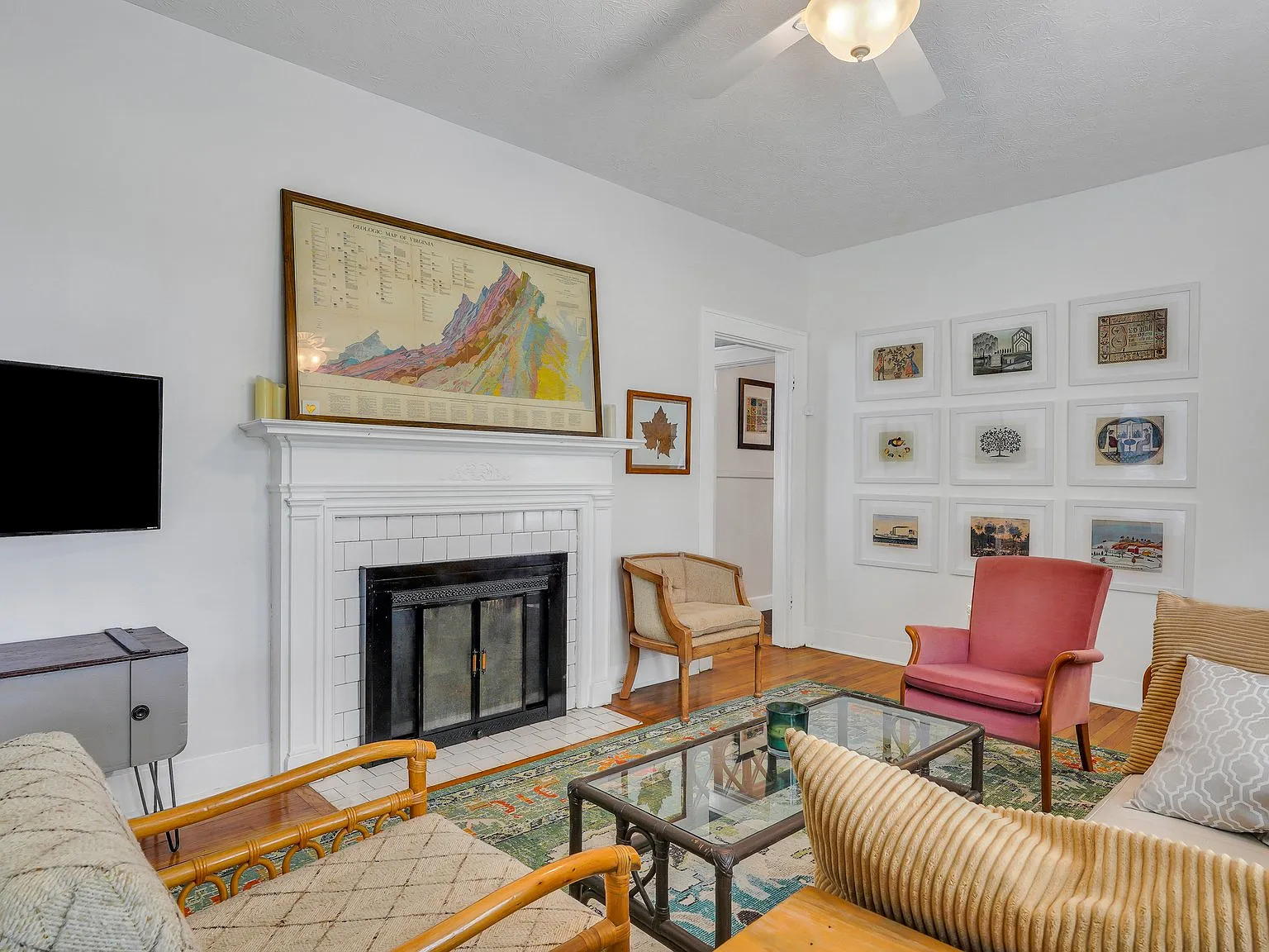 2 bed, 1117 sqft, $3,000 — Photo 2