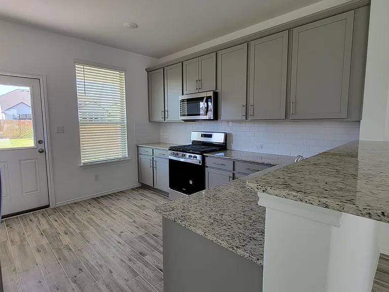 217 Redonda Dr — Photo 5
