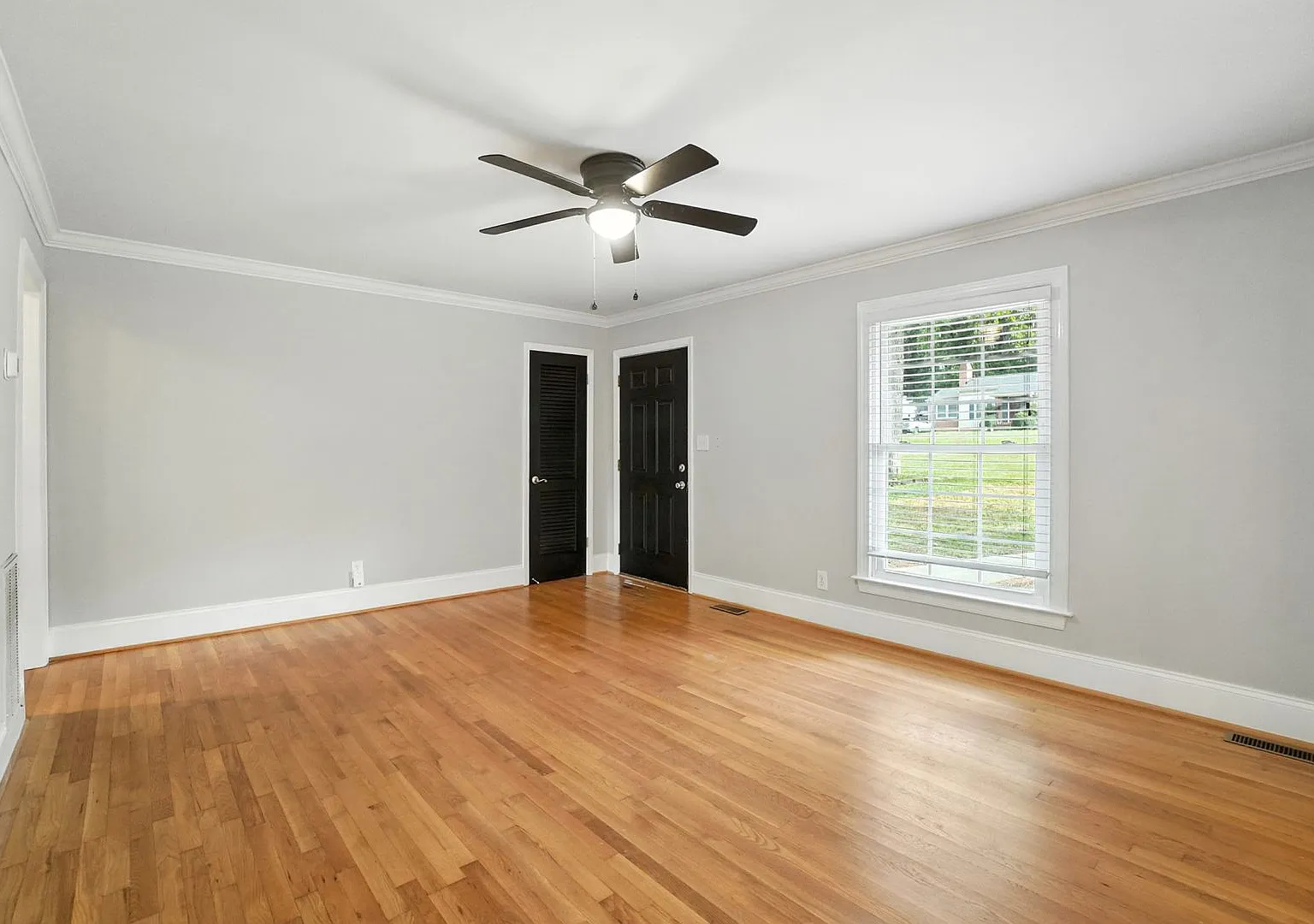 (Coming Soon) Perfect blend of Charm and Convenience! — Photo 4