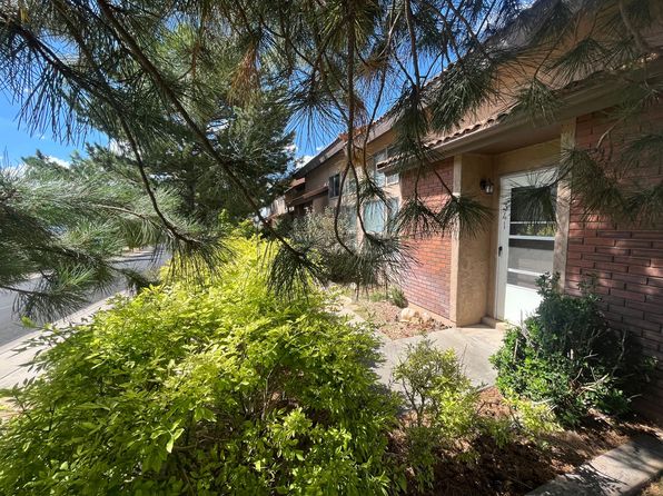 341 E D L Sargent Dr, Cedar City, UT 84721