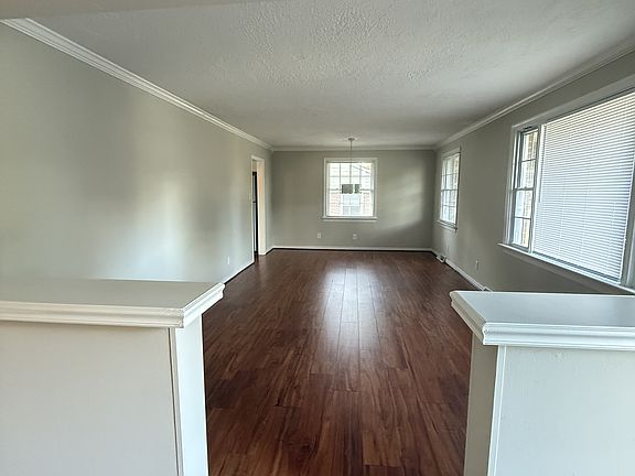 Large and bright living room