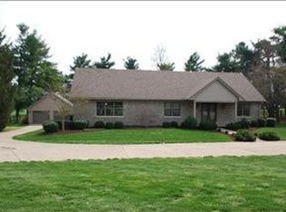 3237 Huntertown Rd, Versailles, KY 40383