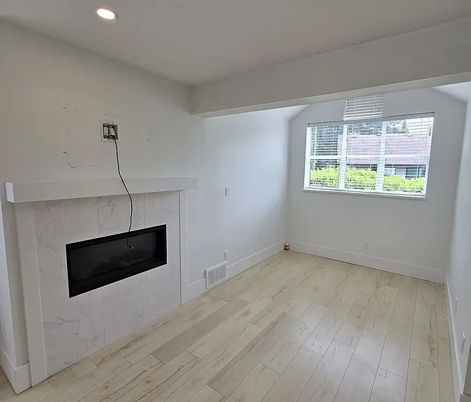 21409 Lougheed Hwy #7 — Photo 8