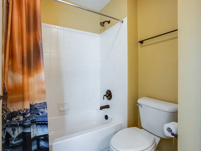 417 Gambrel Ct — Photo 15
