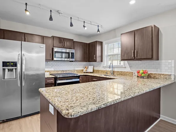 9212 Sayornis Ct, Raleigh, NC 27615