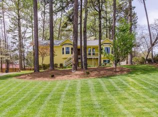 1738 Windchime Ct NW, Kennesaw, GA 30152