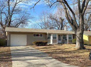 9002 Manchester Ave, Kansas City, MO 64138