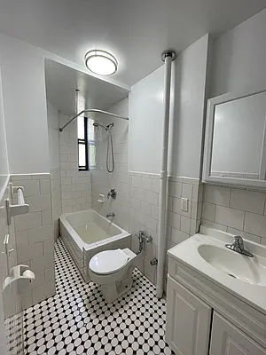 Rented by Building Equity Real Estate LLC | media 7