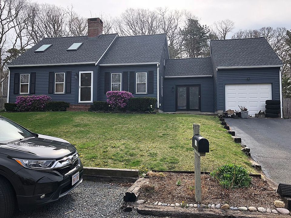 1st image of 49 Tasmania Dr