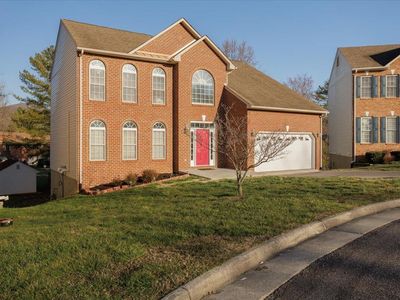 7534 New Barrens Ct, Roanoke, VA, 24019