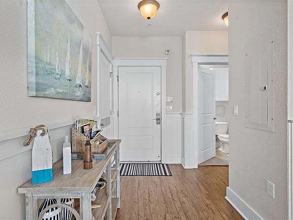 3rd image of 26570 Bay Water Dr Unit 202