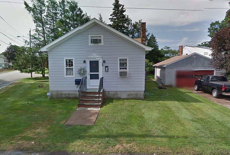 1st image of 186 Finch Ave