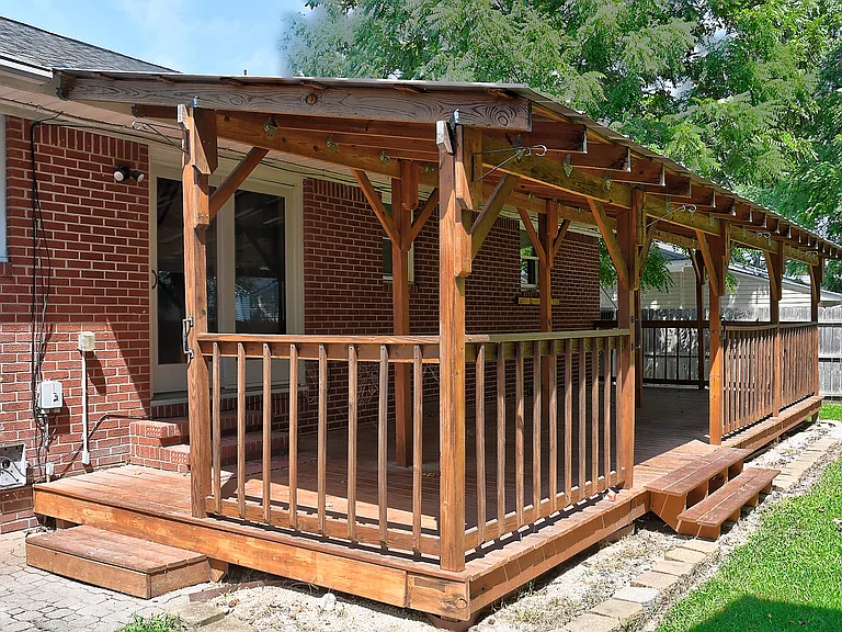 309 Beck St — Photo 38