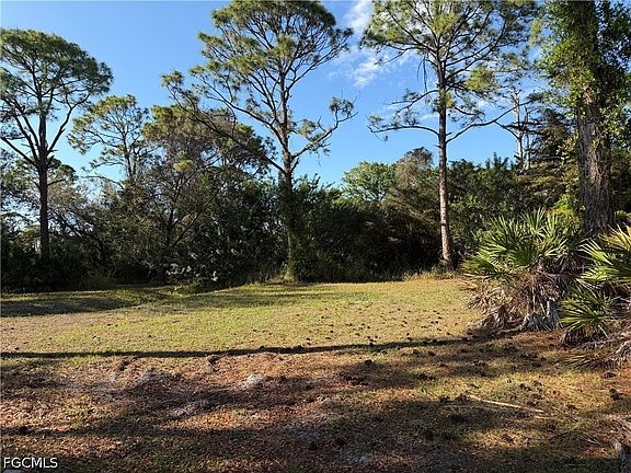 3rd image of 17090 Shady Grove Ln