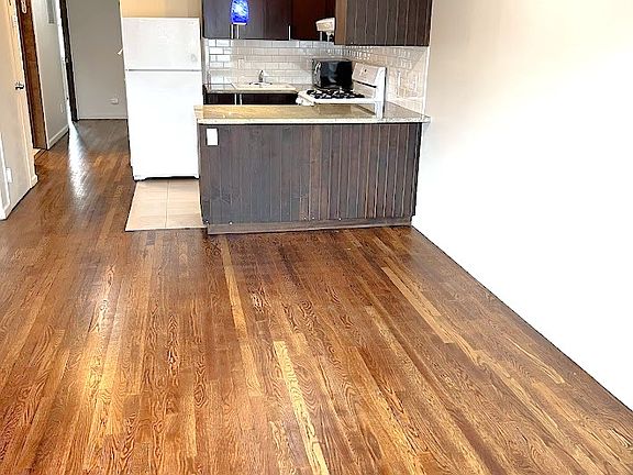 4th image of 4220 Bell Blvd #2-F
