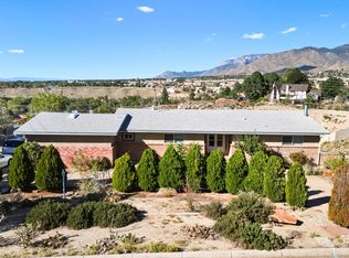 829 Stagecoach Rd SE, Albuquerque, NM 87123