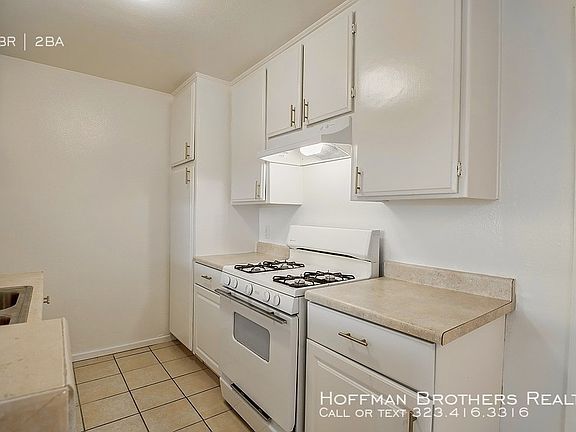 2nd image of 14831 Delano St #3A