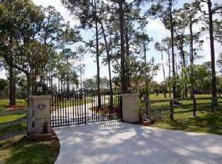 8468 112th Ter N, West Palm Beach, FL 33412