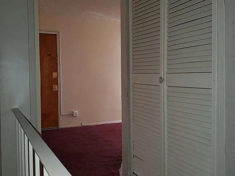 7000 S La Cienega Blvd #28 — Photo 15