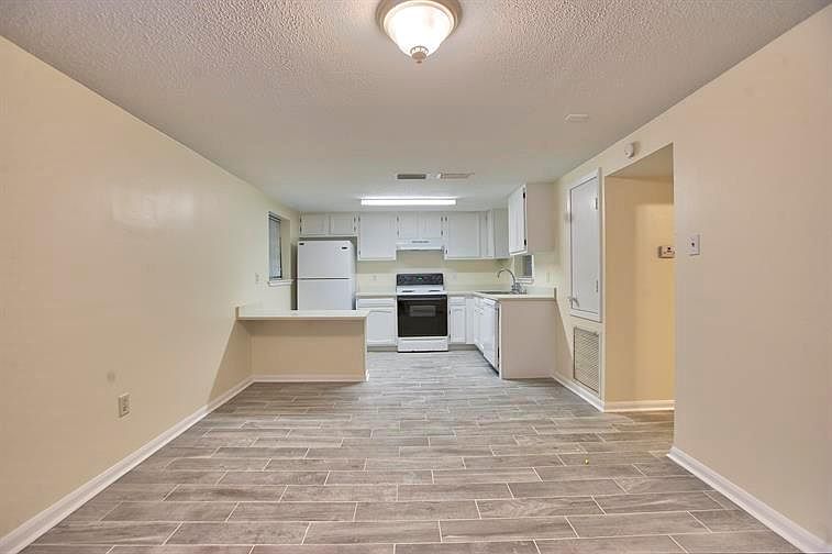 1st image of 710 Burdette St APT C