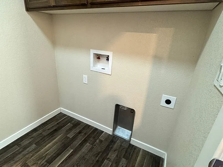 120 Ivy St — Photo 6
