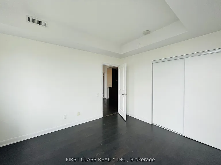 5168 Yonge St #Penthouse 305 — Photo 9