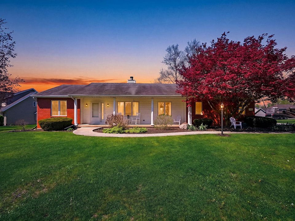 1st image of 613 E Nokomis Dr