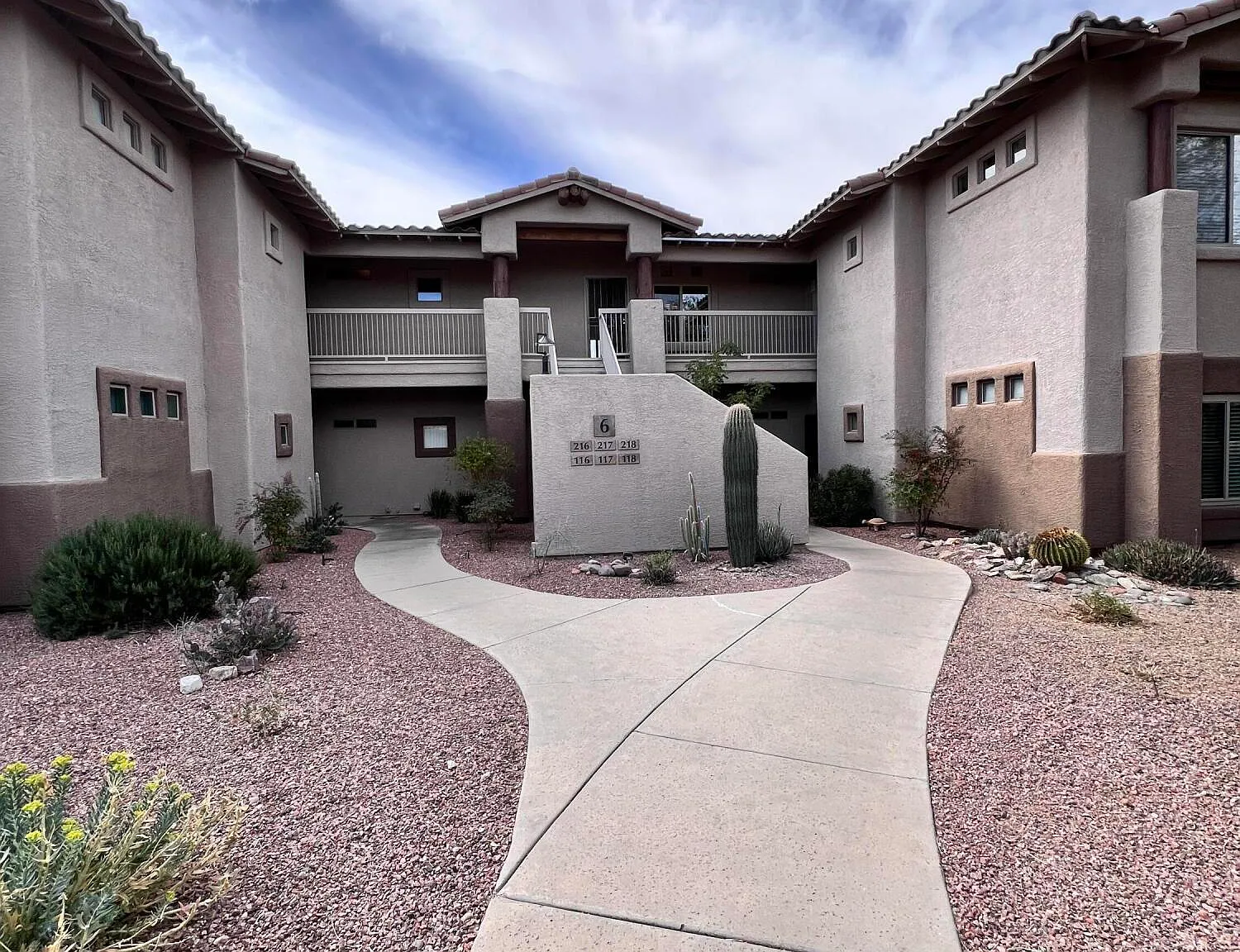 2 bed, 2.0 bath, 1100 sqft, $1,850 — Photo 2