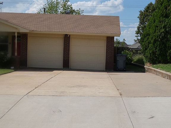 2nd image of 416 NW 75th St