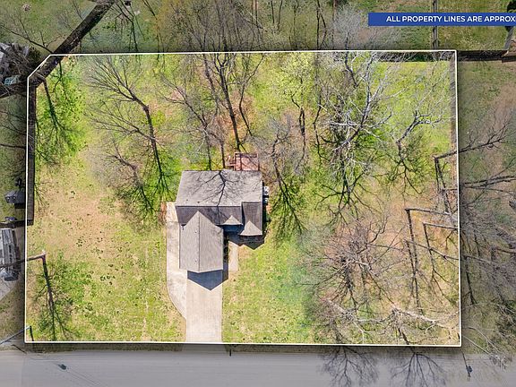 4th image of 3461 Melrose Dr