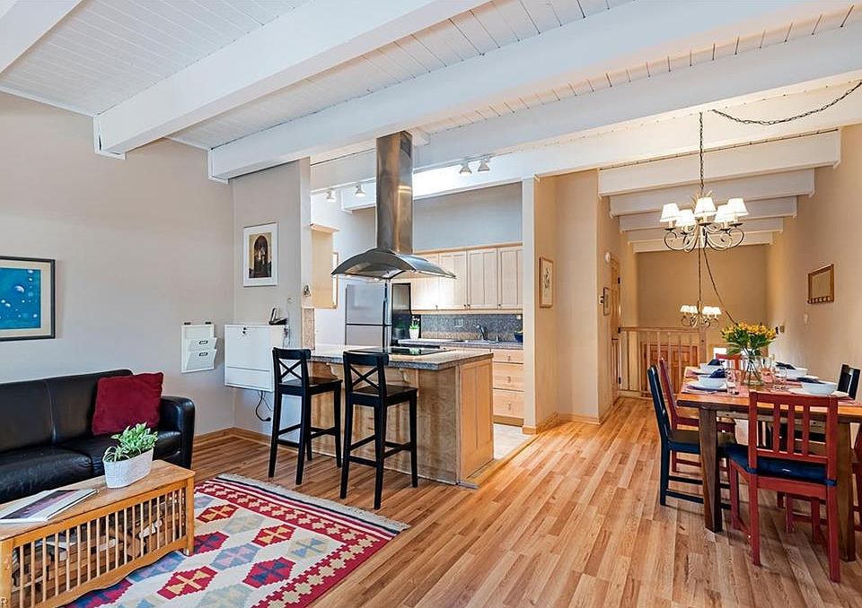 1st image of 837 Southwood Blvd #4