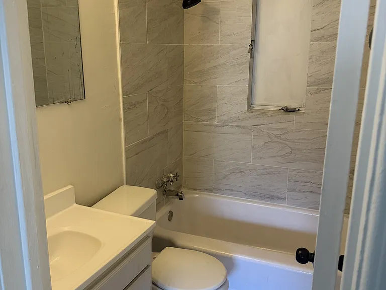 1585 Dudley St #7 — Photo 7