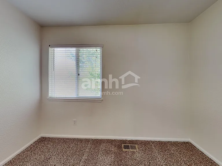 18737 E 51st Pl — Photo 16