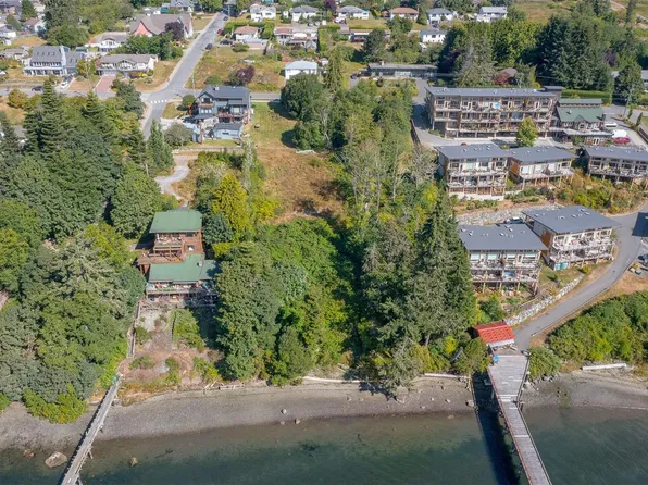 1935 Murray Rd, Sooke, BC V9Z 1M2