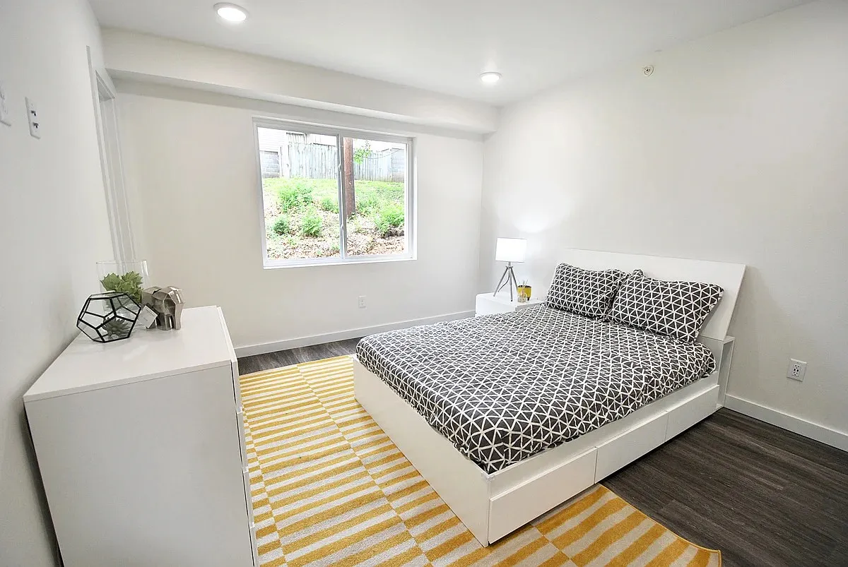 2 bed, 850 sqft, $1,500 — Photo 4