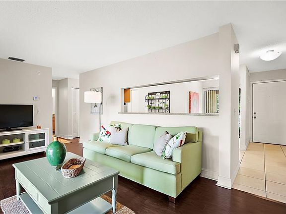 5th image of 3001 58th Ave S APT 712