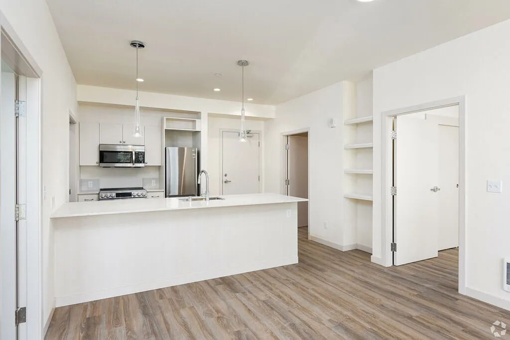 1010 Apartments — Photo 3