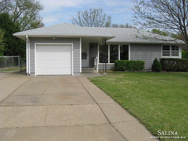 1st image of 849 Pearl Ave