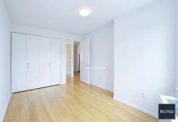 Rented by Bond New York | media 6